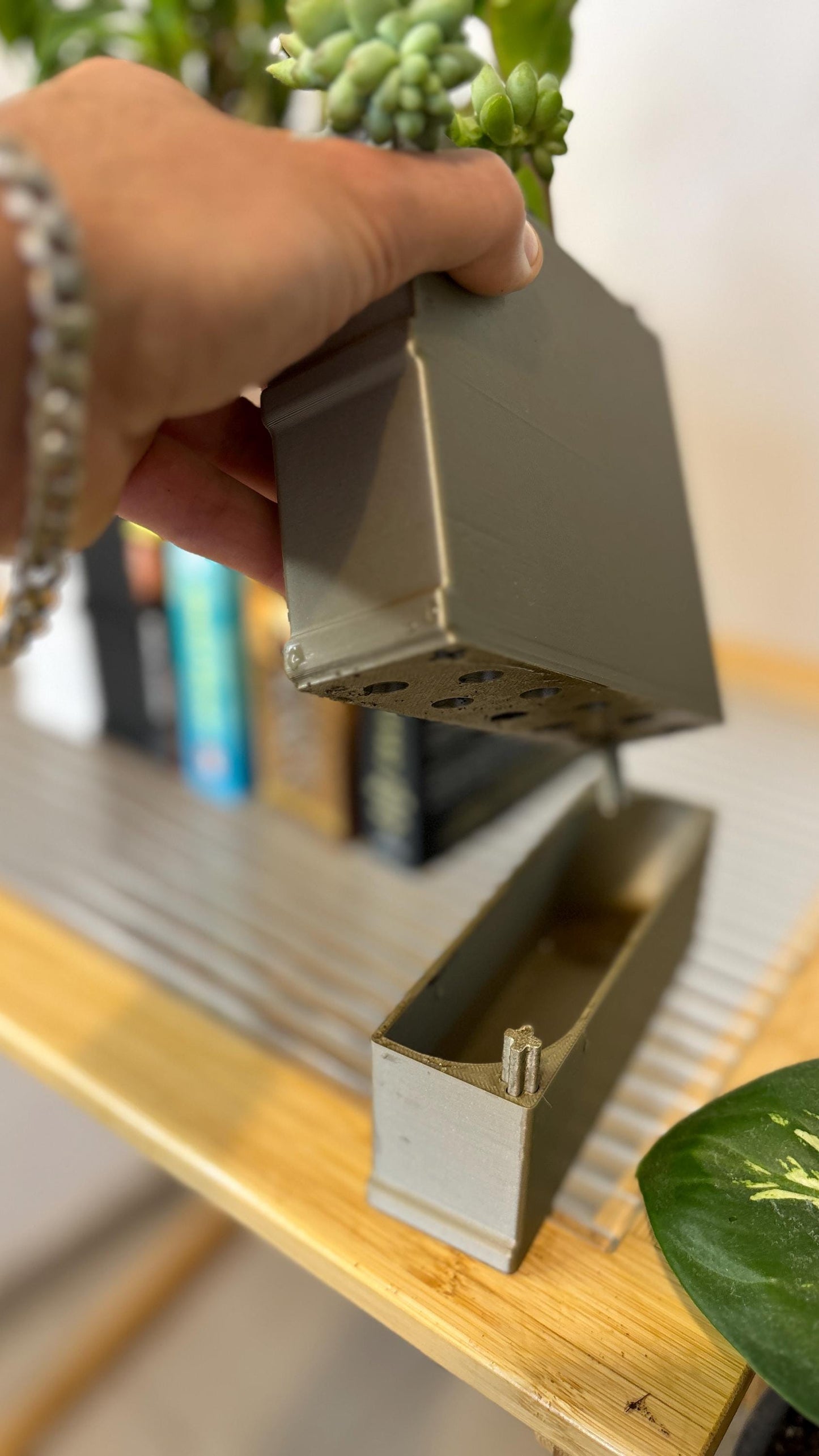 NOVEL | Bookend Planter - Custom Succulent Pot with Water Reservoir, Choice of Size and Color