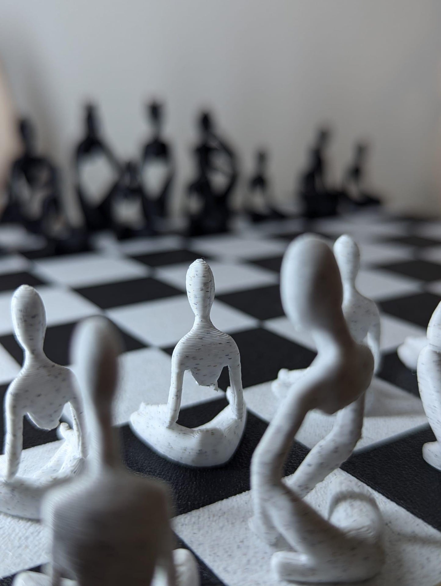 ABBY | 3D Printed Abstract Chess Set with Storage Box, Modern Board Game Gift