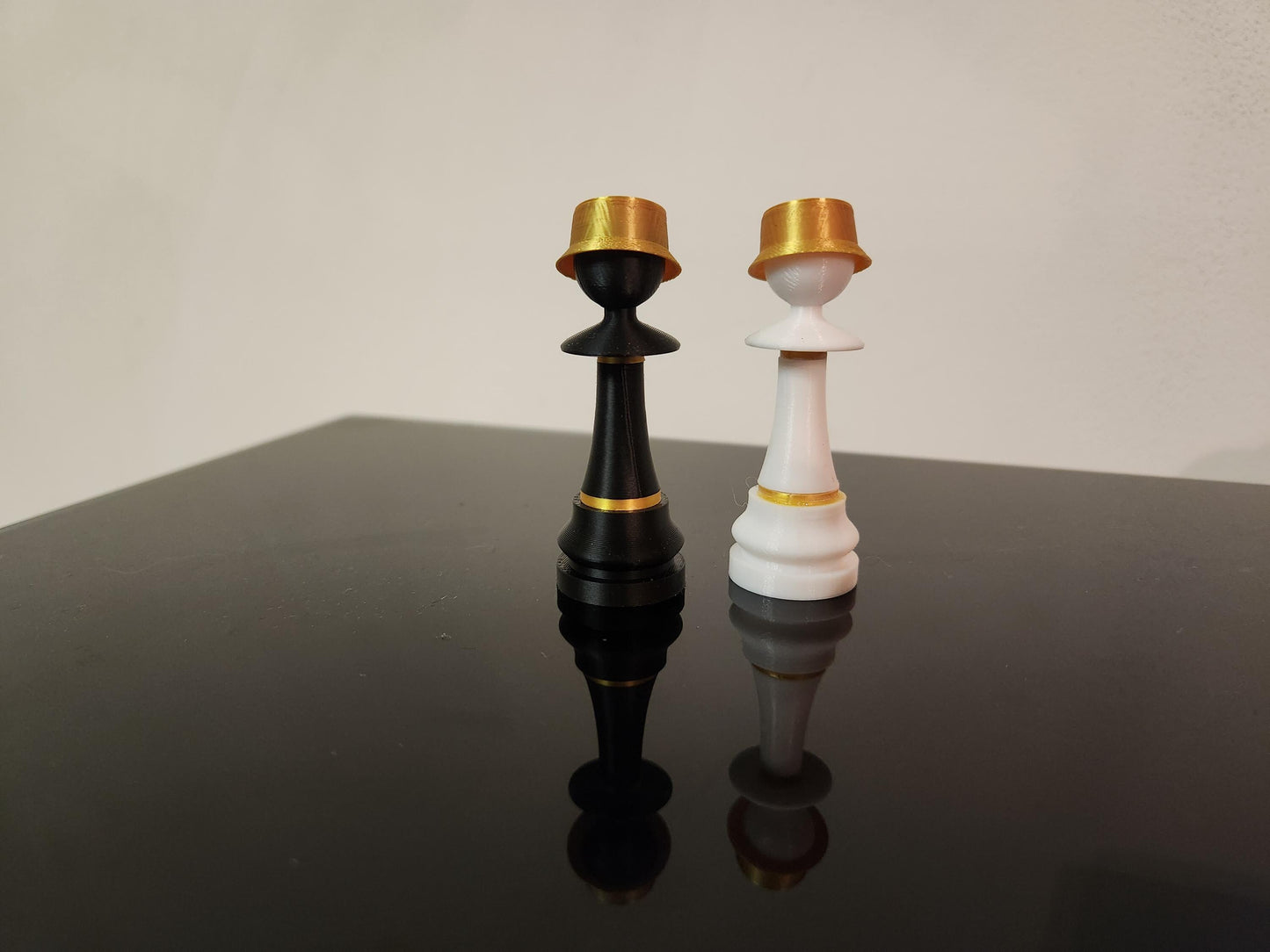 ROYALTY | 3D Printed Giant Oversized Chess Set, King Queen Pieces with Storage Box Gift